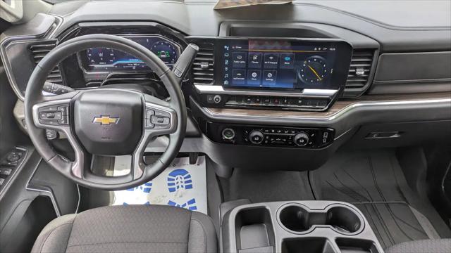 2024 Chevrolet Silverado 1500 4WD Crew Cab Short Bed LT with 2FL
