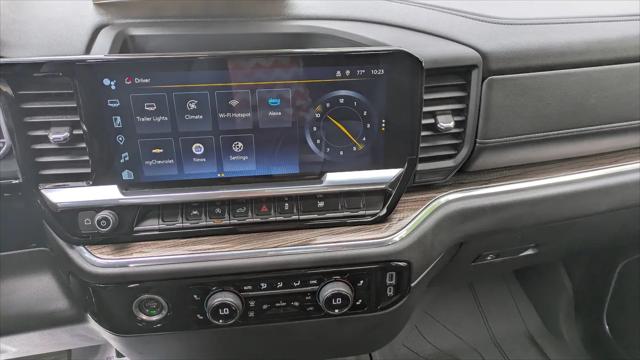 2024 Chevrolet Silverado 1500 4WD Crew Cab Short Bed LT with 2FL