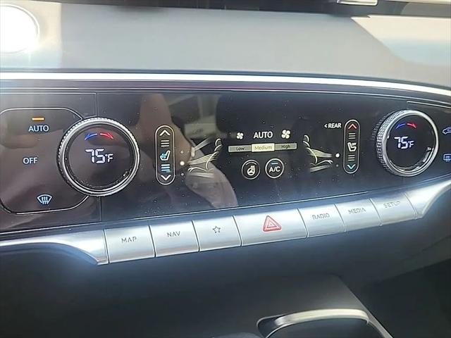 2024 Genesis GV70 3.5T AWD Sport
