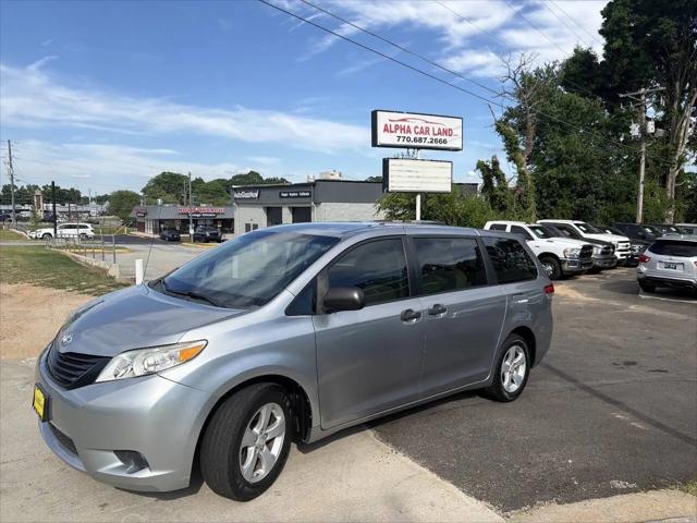 2012 Toyota Sienna Base 7 Passenger