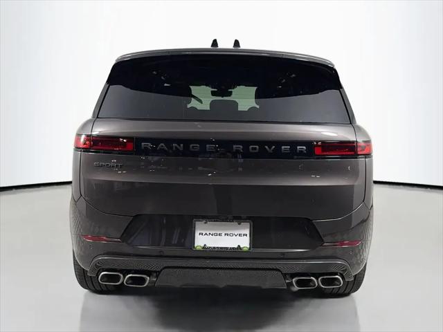 2026 Land Rover Range Rover Sport P530 Dynamic SE