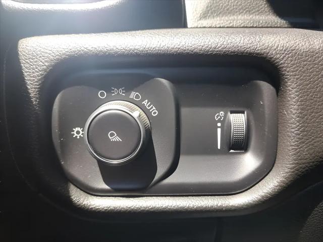 2023 Ram 1500 Laramie Crew Cab 4x4 5'7" Box