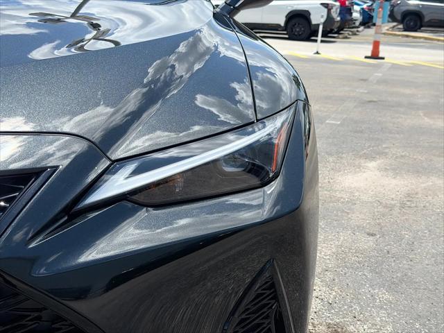 2025 Lexus IS 350 F SPORT Design
