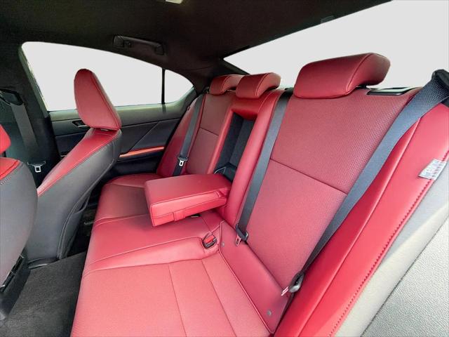 2025 Lexus IS 350 F SPORT Design