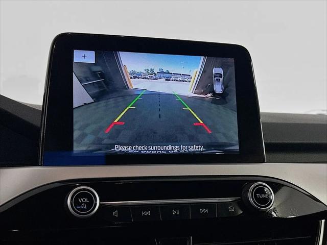 2020 Ford Escape SE