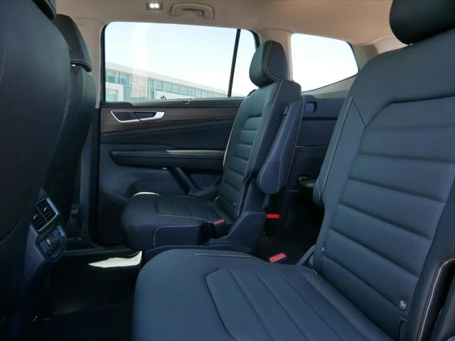 2026 Volkswagen Atlas SEL