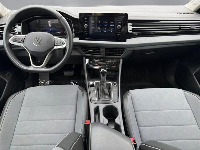 2025 Volkswagen Jetta 1.5T SE
