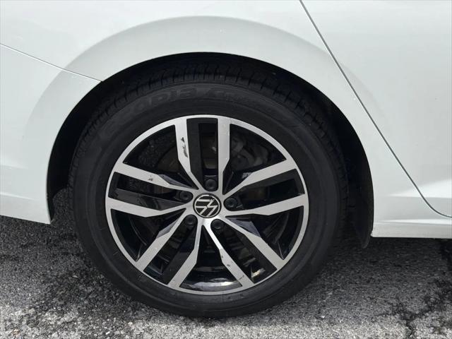 2025 Volkswagen Jetta 1.5T SE
