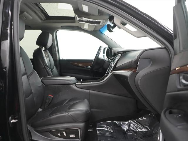 2018 Cadillac Escalade Luxury