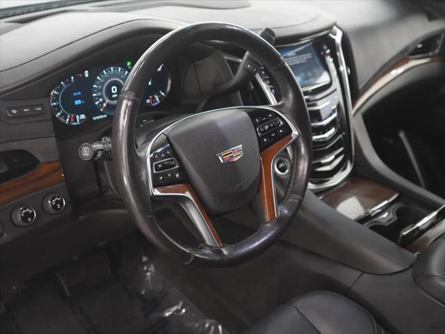 2018 Cadillac Escalade Luxury