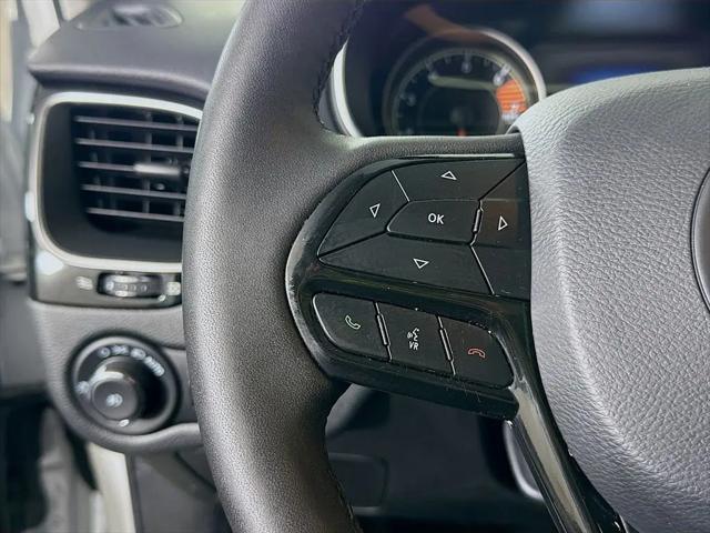 2023 Jeep Cherokee Altitude Lux 4x4