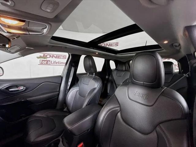 2023 Jeep Cherokee Altitude Lux 4x4