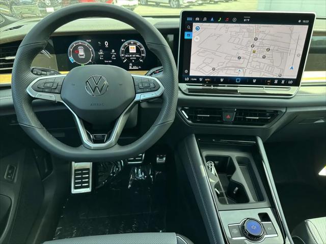 2026 Volkswagen Tiguan SEL R-Line Turbo