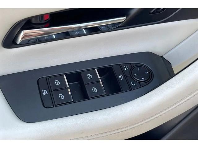 2024 Mazda X-90 Premium Plus