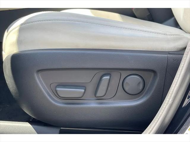 2024 Mazda X-90 Premium Plus