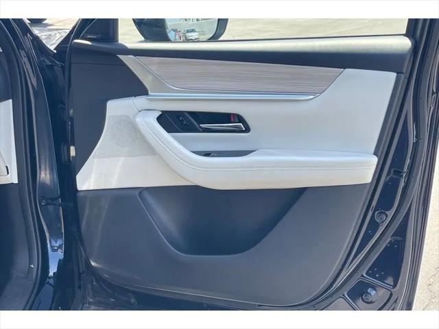 2024 Mazda X-90 Premium Plus