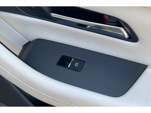 2024 Mazda X-90 Premium Plus