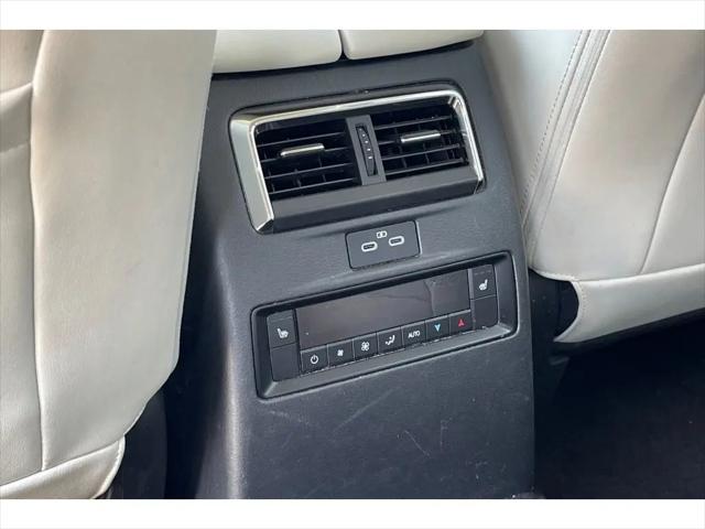 2024 Mazda X-90 Premium Plus