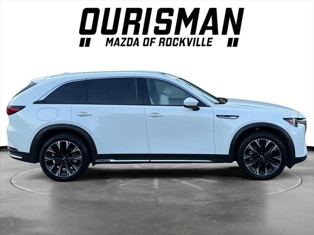 2024 Mazda X-90 Premium Plus