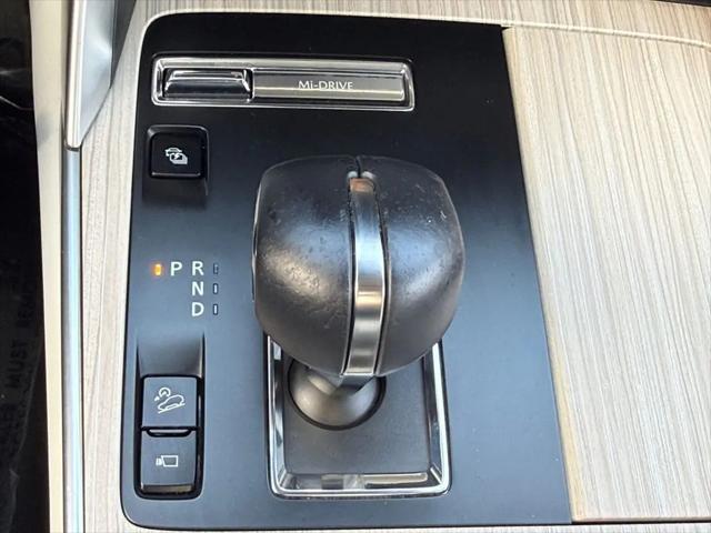 2024 Mazda X-90 Premium Plus