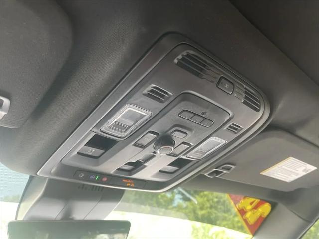 2024 GMC Yukon 4WD Denali Ultimate