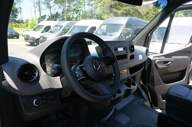 2026 Mercedes-Benz Sprinter 2500 Standard Roof 4-Cyl Diesel