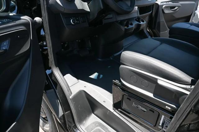2026 Mercedes-Benz Sprinter 2500 Standard Roof 4-Cyl Diesel