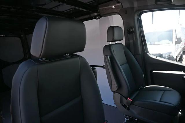 2026 Mercedes-Benz Sprinter 2500 Standard Roof 4-Cyl Diesel
