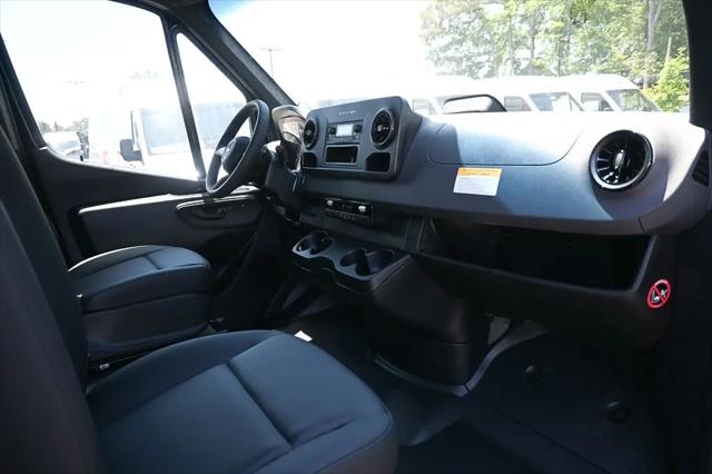 2026 Mercedes-Benz Sprinter 2500 Standard Roof 4-Cyl Diesel