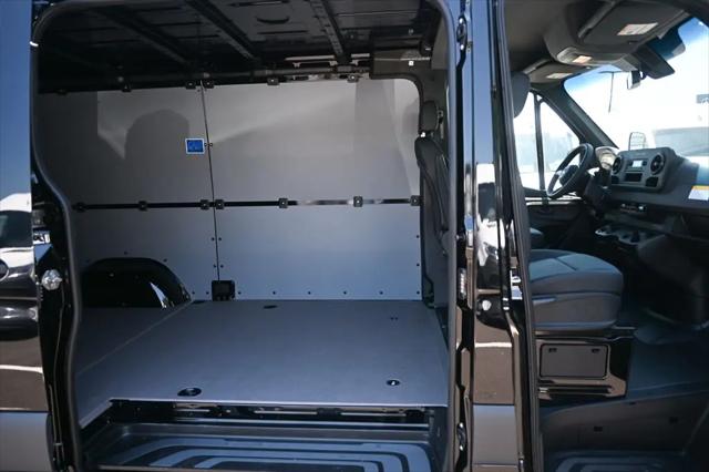 2026 Mercedes-Benz Sprinter 2500 Standard Roof 4-Cyl Diesel