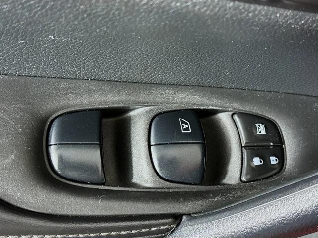 2021 Nissan Rogue Sport S FWD Xtronic CVT