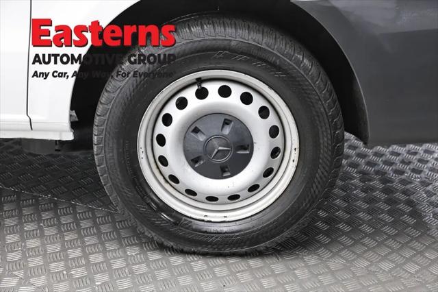 2022 Mercedes-Benz Metris Standard
