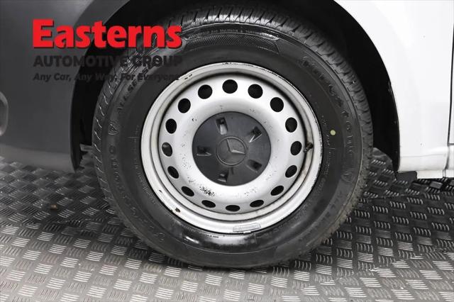 2022 Mercedes-Benz Metris Standard