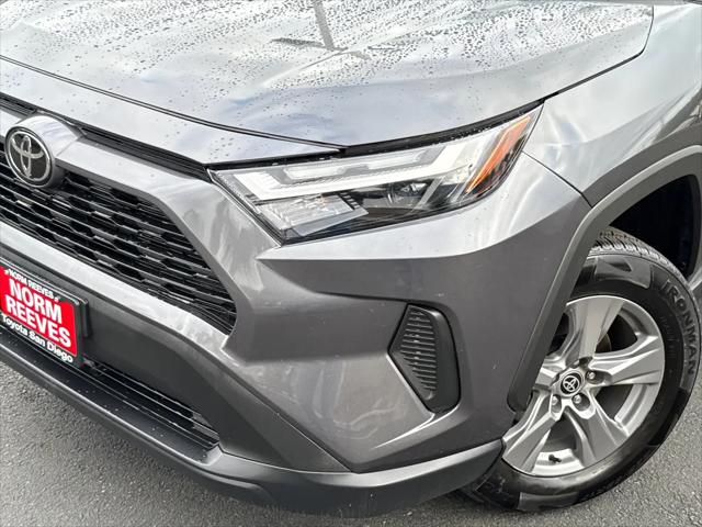 2025 Toyota RAV4 Hybrid LE
