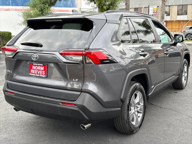 2025 Toyota RAV4 Hybrid LE