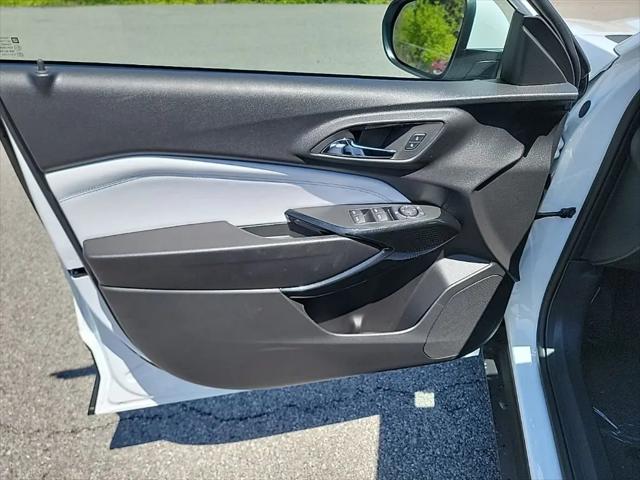 2026 Chevrolet Trax FWD LT