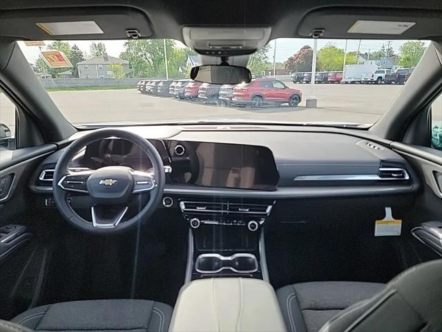 2026 Chevrolet Traverse FWD LT