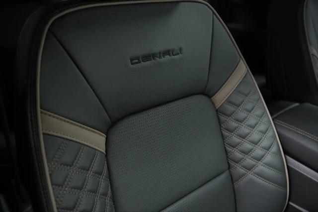 2026 GMC Canyon Denali, 4WD