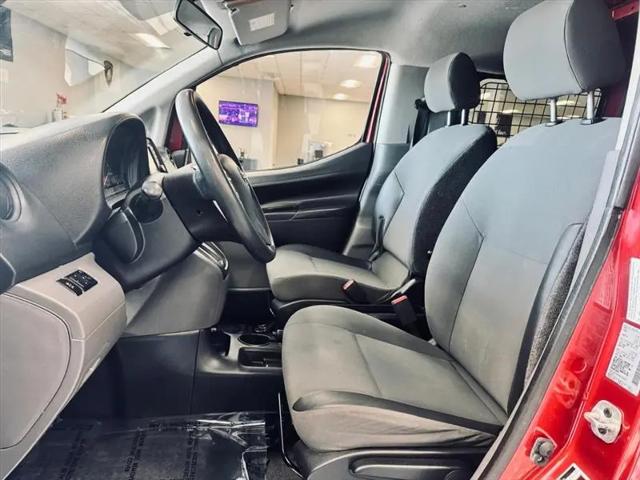 2019 Nissan NV200 SV