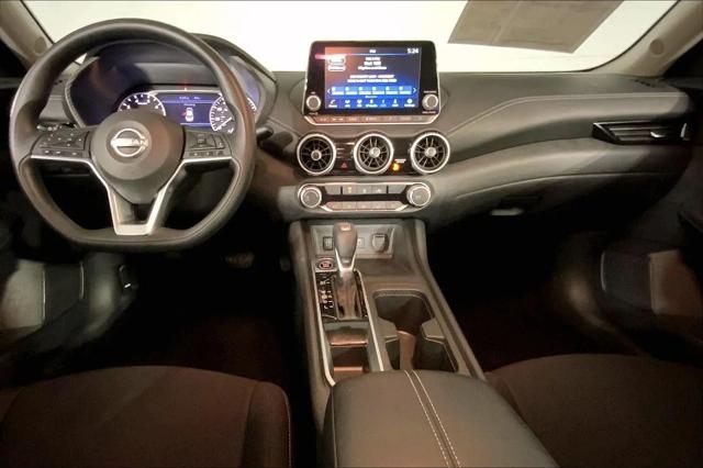 2024 Nissan Sentra SV Xtronic CVT