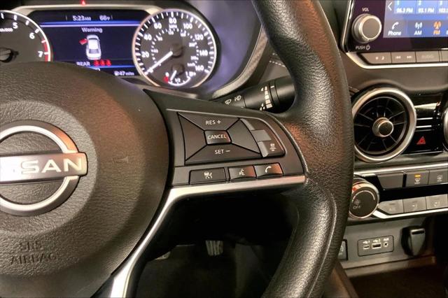 2024 Nissan Sentra SV Xtronic CVT