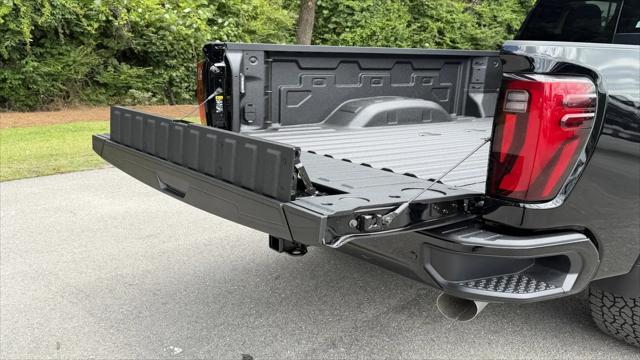 2026 GMC Sierra 2500HD Crew Cab, Standard Bed, Denali, 4WD