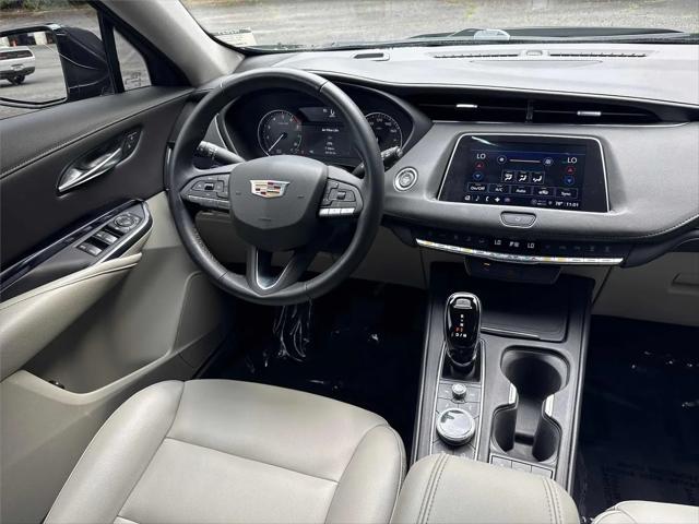 2023 Cadillac XT4 FWD Luxury