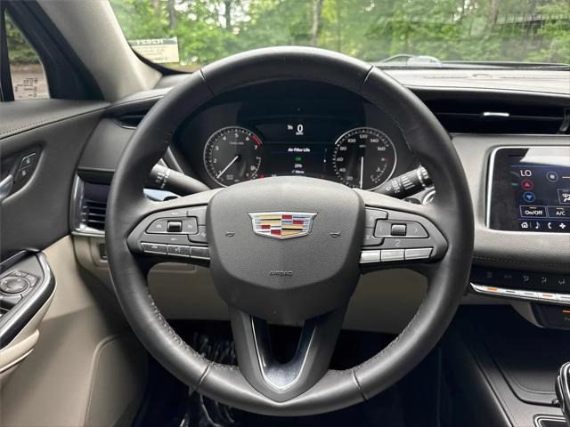 2023 Cadillac XT4 FWD Luxury