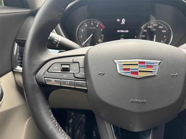 2023 Cadillac XT4 FWD Luxury
