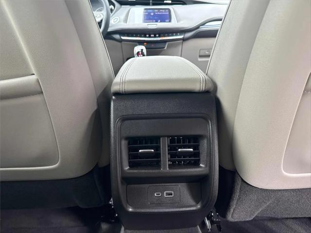 2023 Cadillac XT4 FWD Luxury