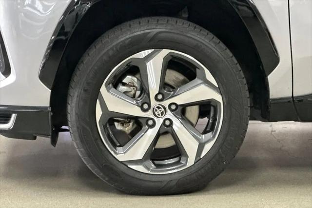 2023 Toyota RAV4 Prime SE
