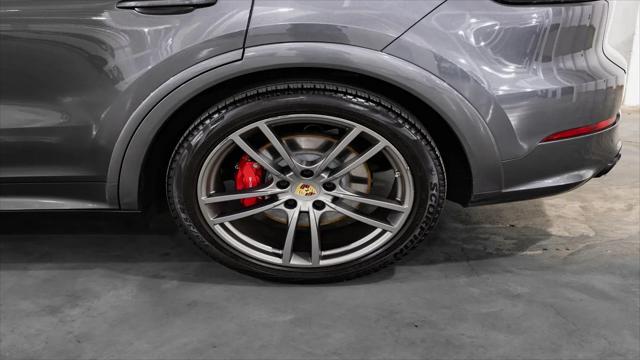 2021 Porsche Cayenne GTS