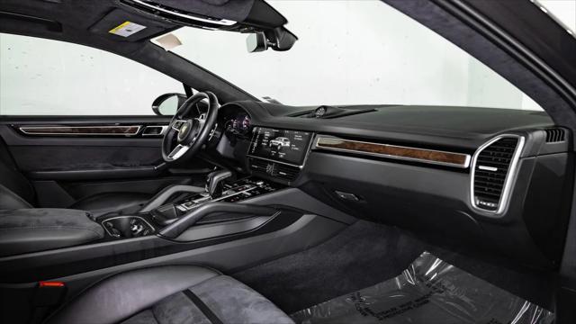 2021 Porsche Cayenne GTS