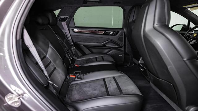 2021 Porsche Cayenne GTS